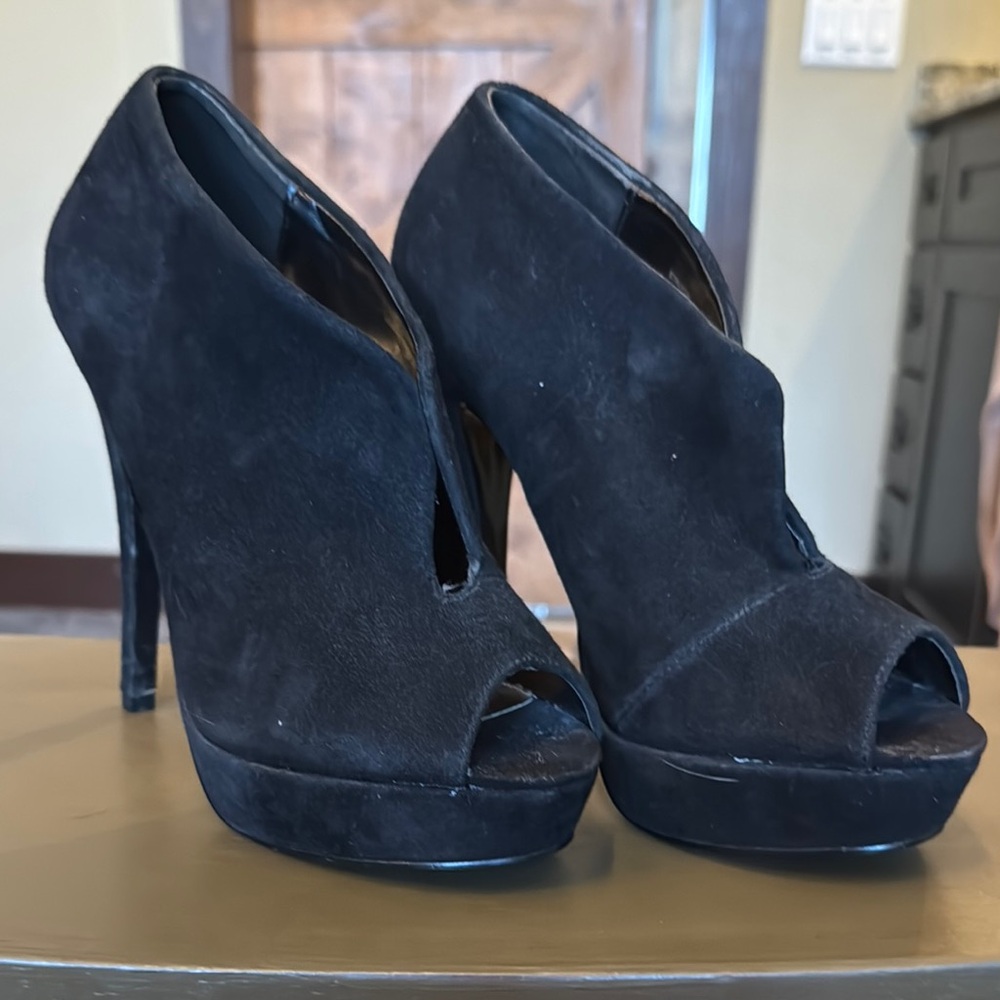 Steve Madden Black Stiletto Heels with Peep-Toe
